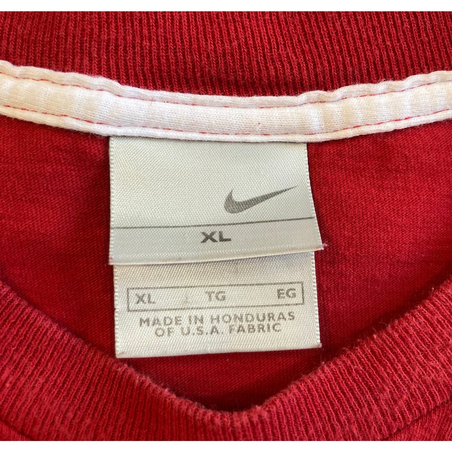 Vintage Y2K Red Nike Mini Swoosh T Shirt Red XL